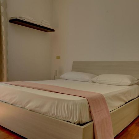 Colosseo Apt Mecenate 77 - Home And More روما المظهر الخارجي الصورة