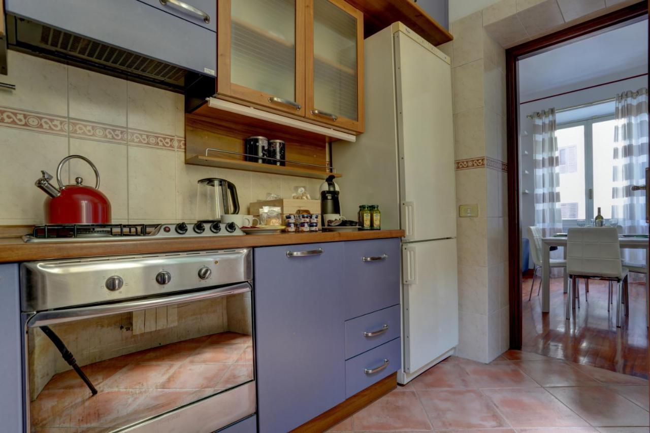 Colosseo Apt Mecenate 77 - Home And More روما المظهر الخارجي الصورة